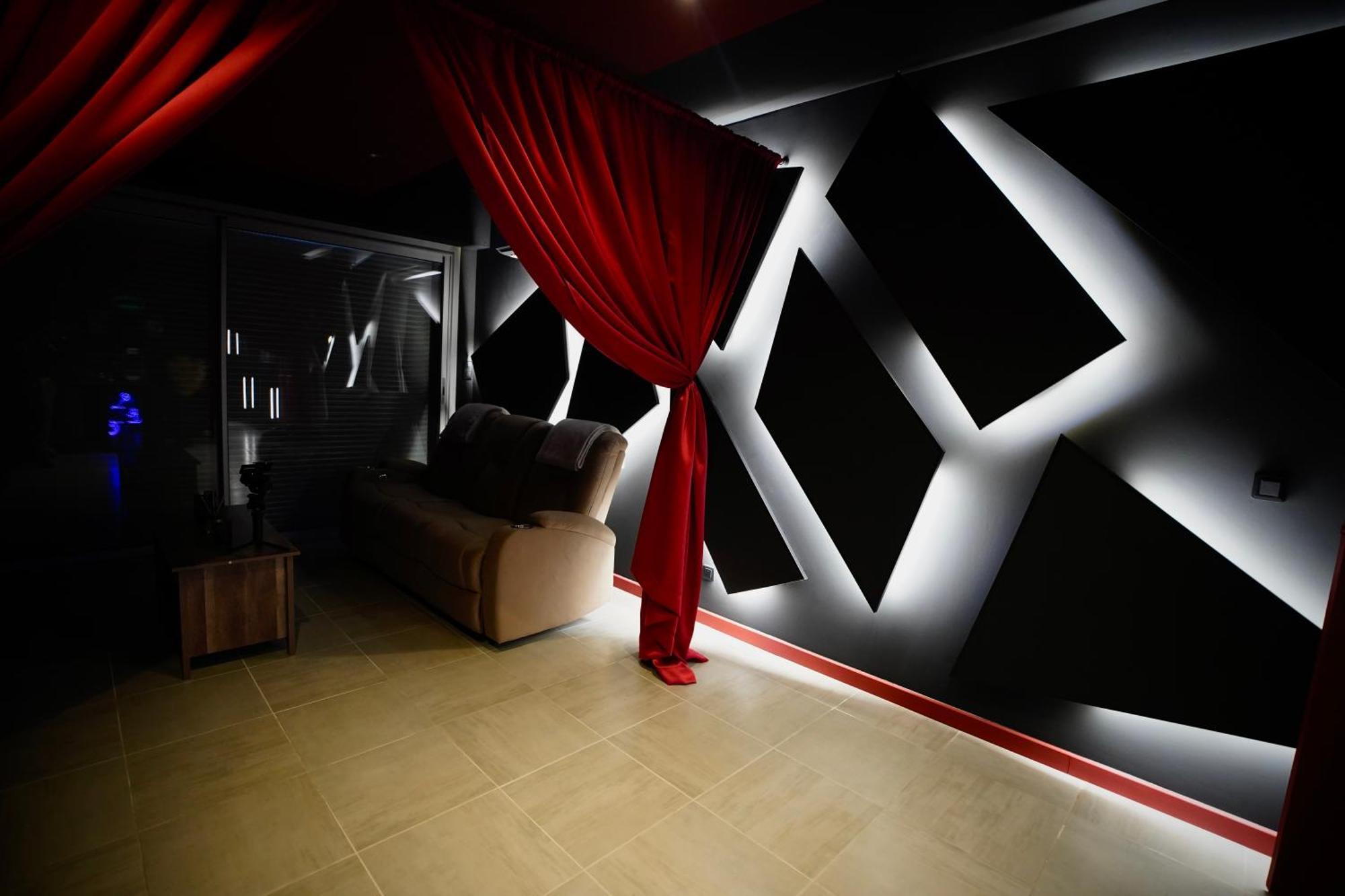 גרנובל L Unique Cinema Room מראה חיצוני תמונה